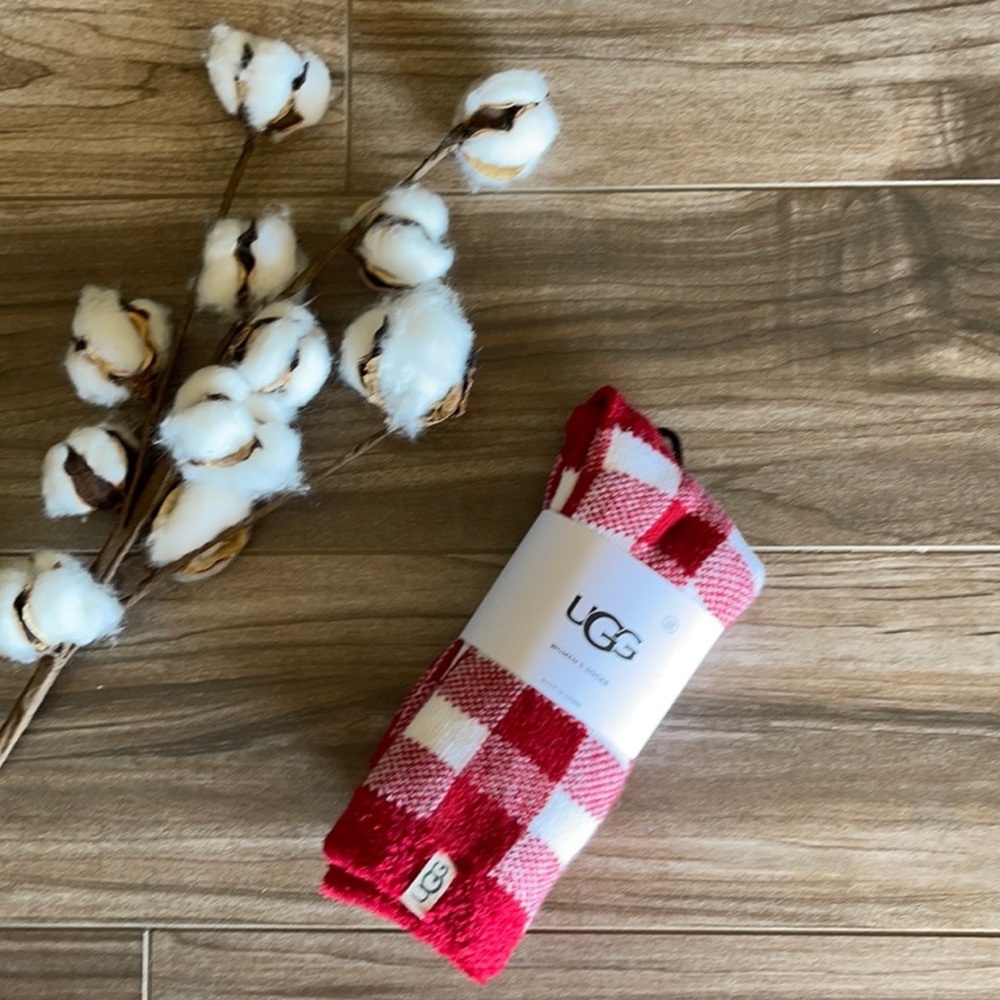 🍃🔆UGG- COZY SOCKS🔆🍃 - Picture 3 of 8